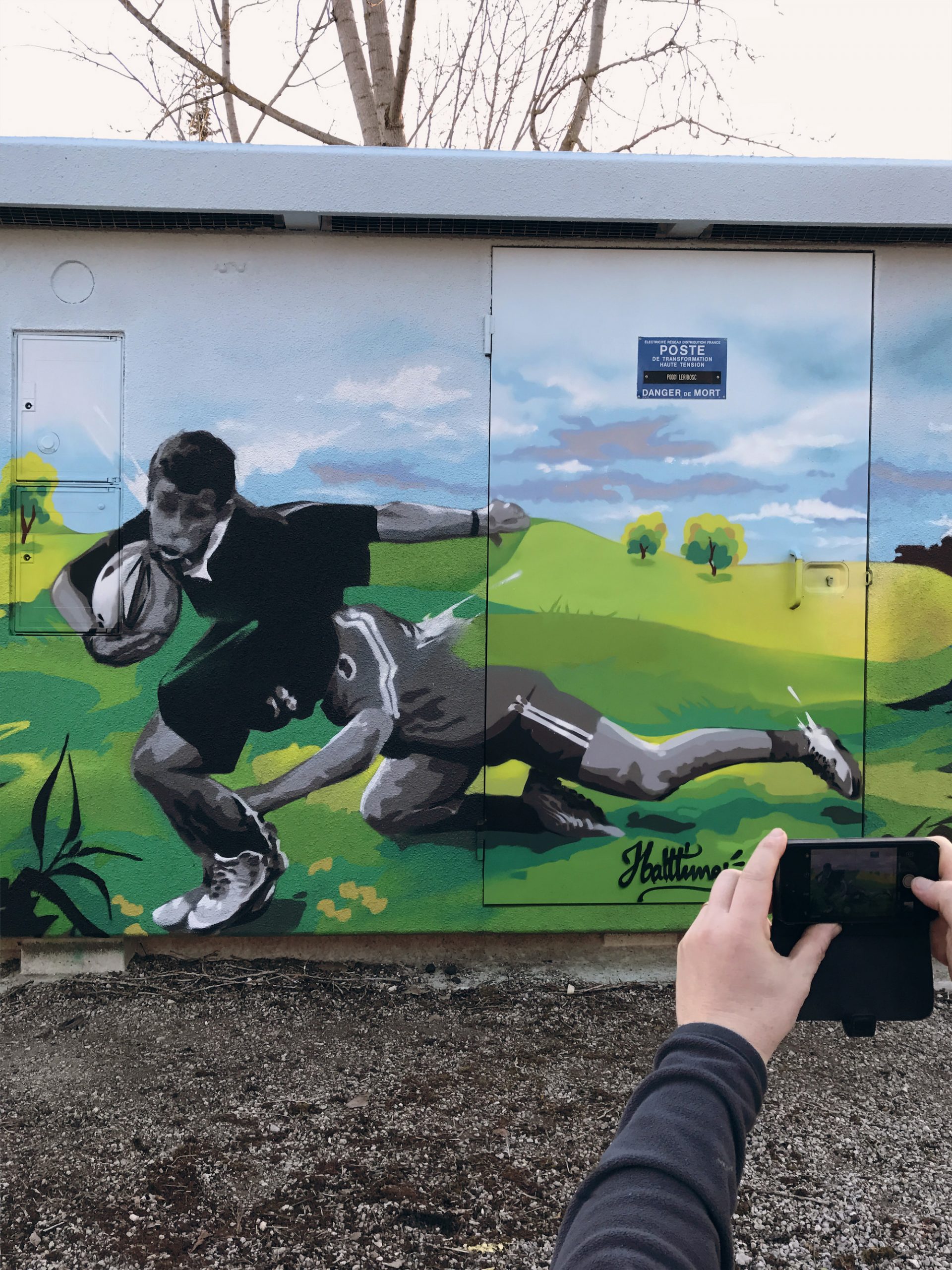 saintsardos-graffiti-fresque-rugby-artiste-graffeur-toulouse