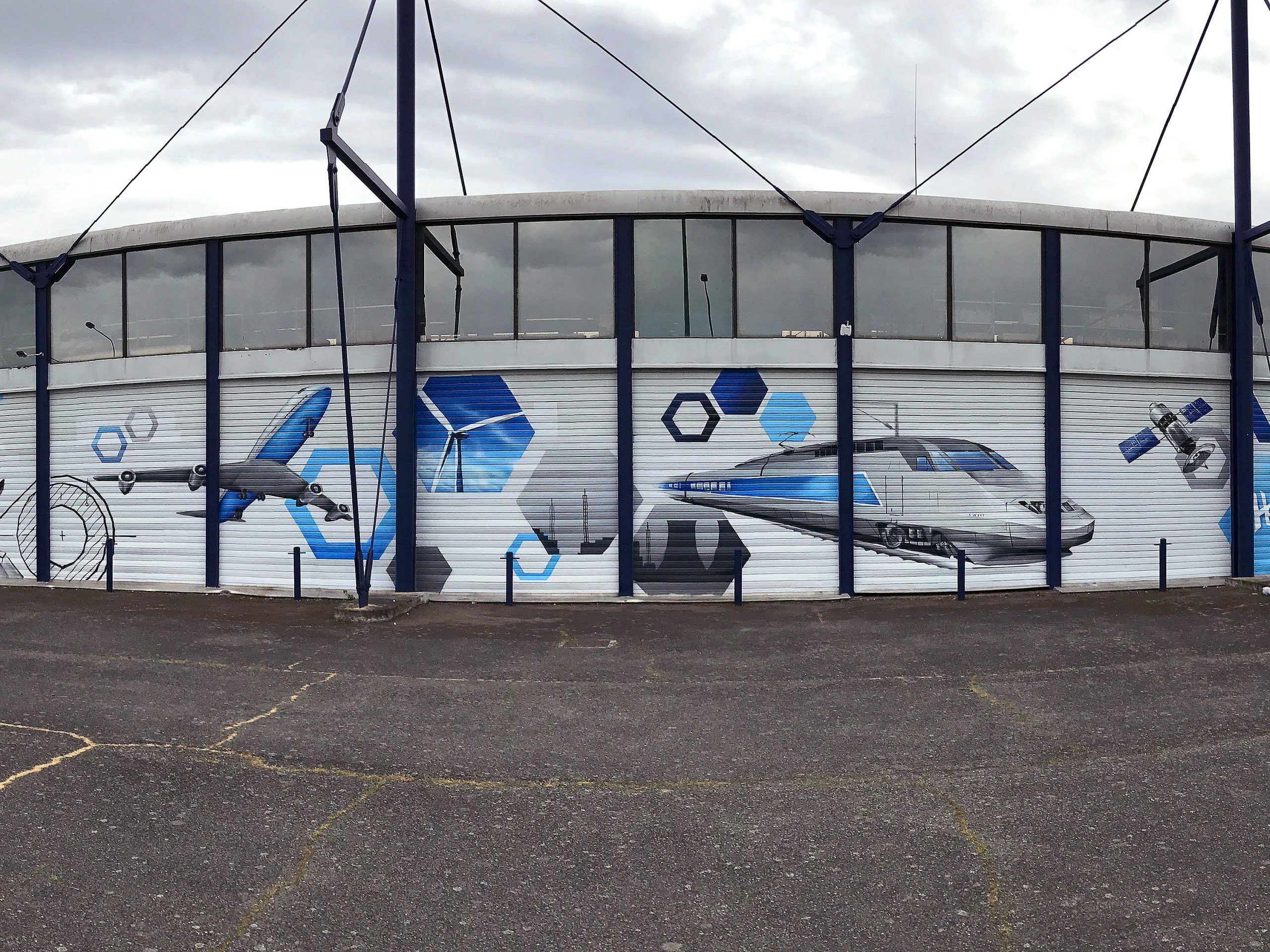 fresque artistique entreprise aeronautique blagnac graffeur