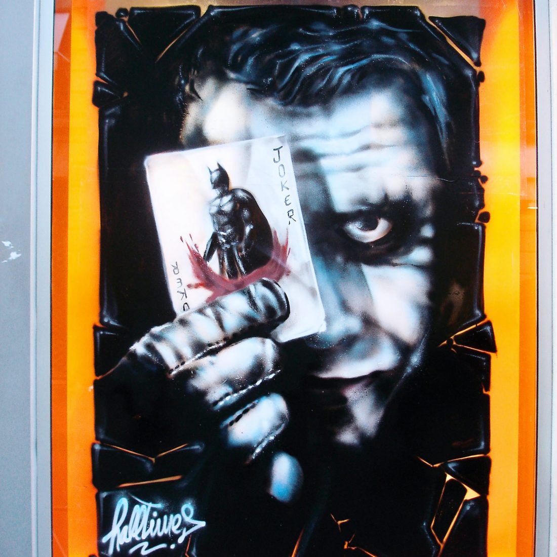 graffiti vitrine decoration Joker graffeur bordeaux